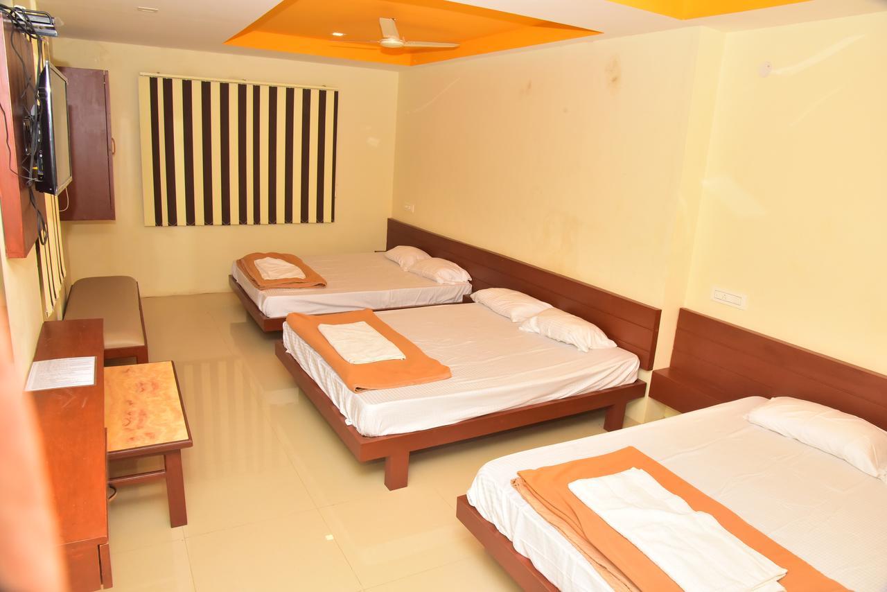 Bright Palace Restaurant And Residency Hotel Shimoga Exterior photo